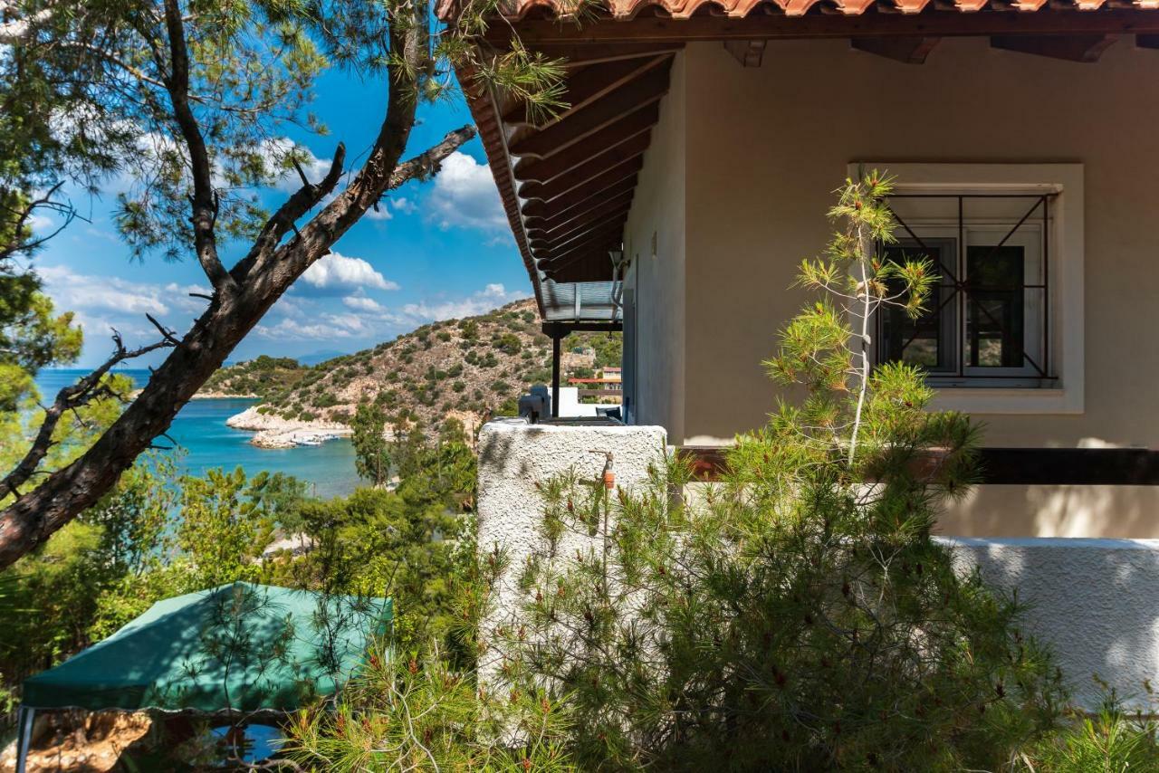 Saronic Seafront Villa Salamís Eksteriør billede